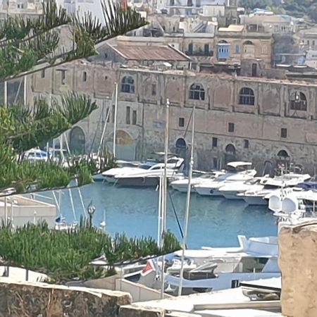 Vila Tifkira Birgu Exteriér fotografie