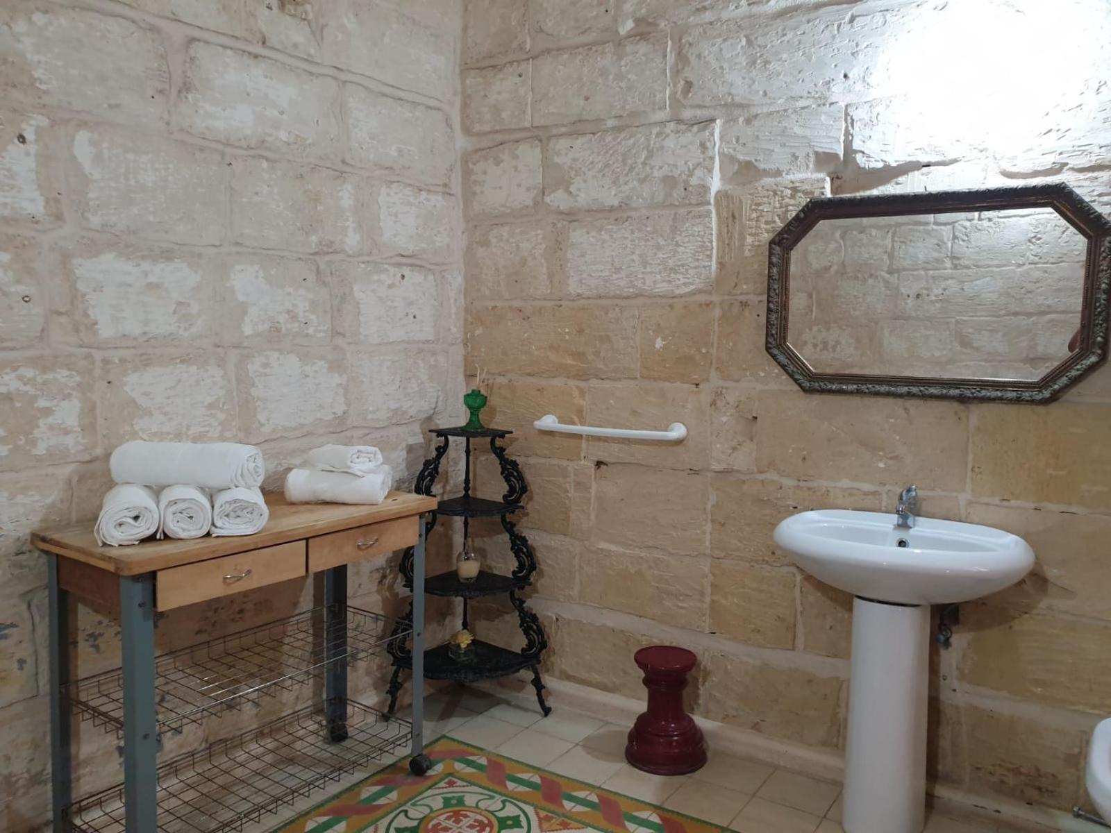 Vila Tifkira Birgu Exteriér fotografie